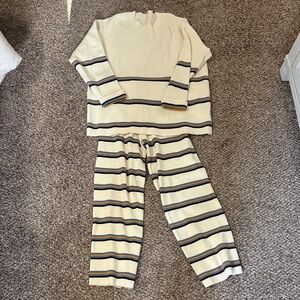 Women’s pretty garden striped sweater set
